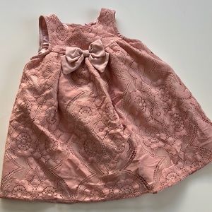 Pink lace dress. Excellent condition